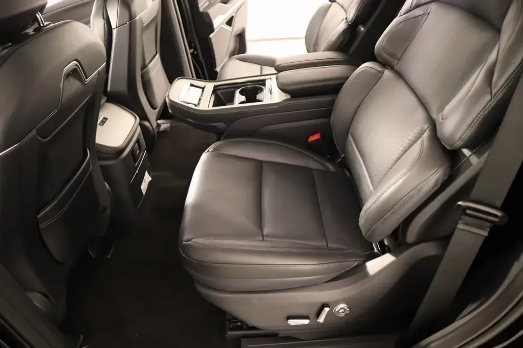 2025 Lincoln Navigator Reserve photo 1