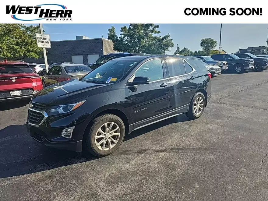 2018 Chevrolet Equinox LT photo 1