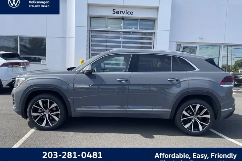 2026 Volkswagen Atlas Cross Sport SEL Premium R-Line photo 1