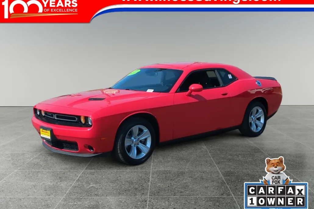 2023 Dodge Challenger SXT photo 1
