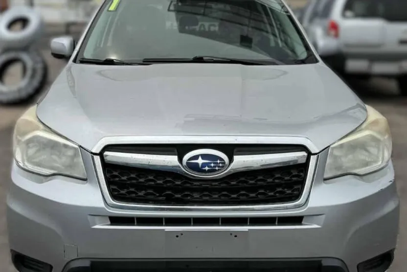 2014 Subaru Forester 2.5i Premium photo 1