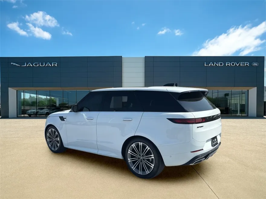 2025 Land Rover Range Rover Sport SE photo 1