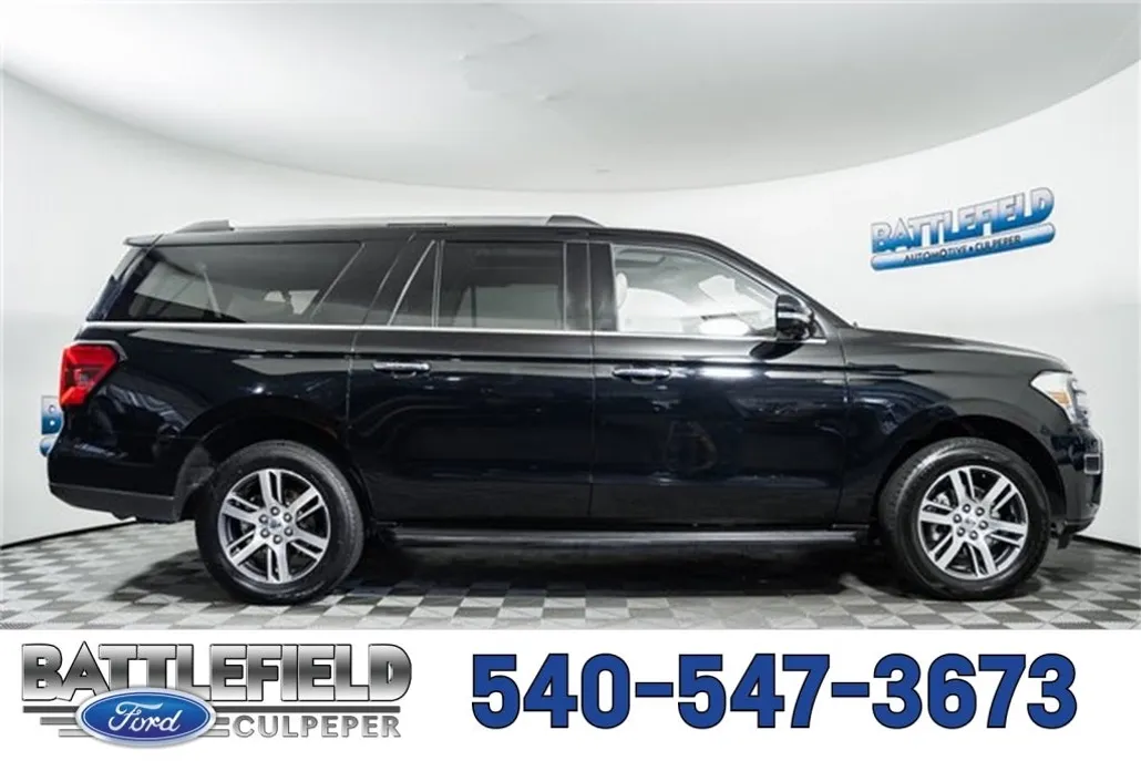 2023 Ford Expedition MAX Limited photo 1