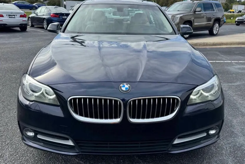 2016 Bmw 528i 5-series photo 1