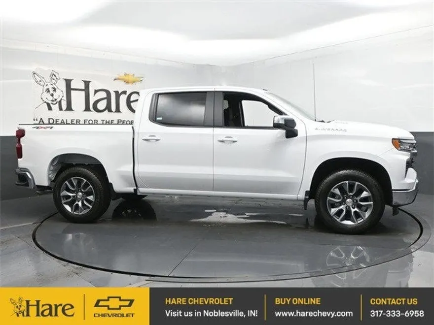 2025 Chevrolet Silverado 1500 LT photo 1