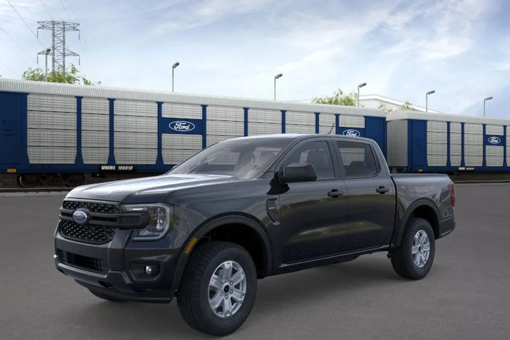 2025 Ford Ranger XL photo 1