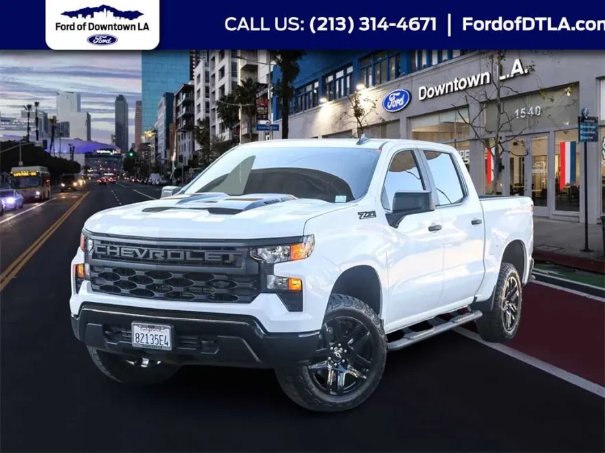 2025 Chevrolet Silverado 1500 Custom Trail Boss photo 1