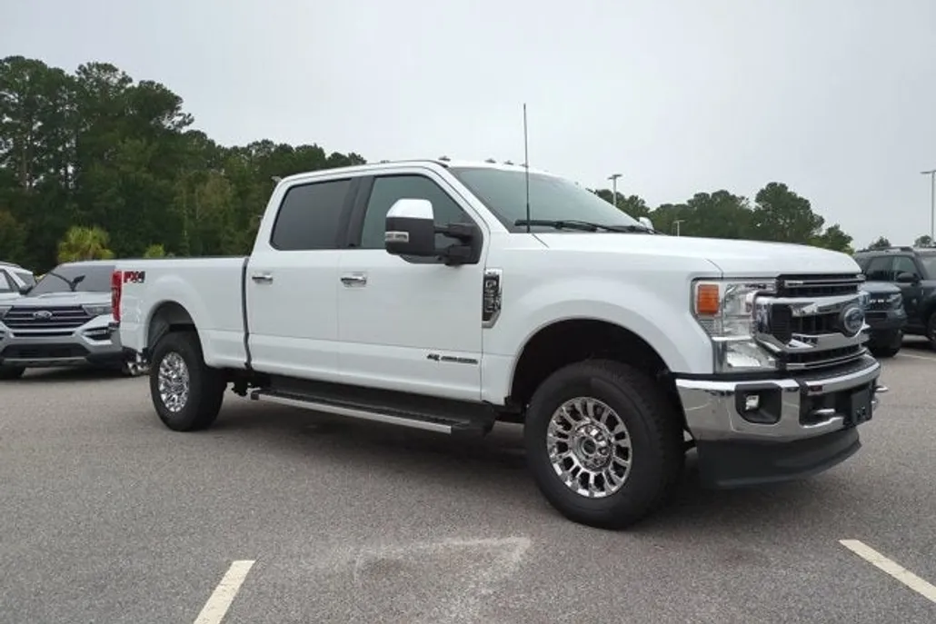 2022 Ford F-350 XLT photo 1