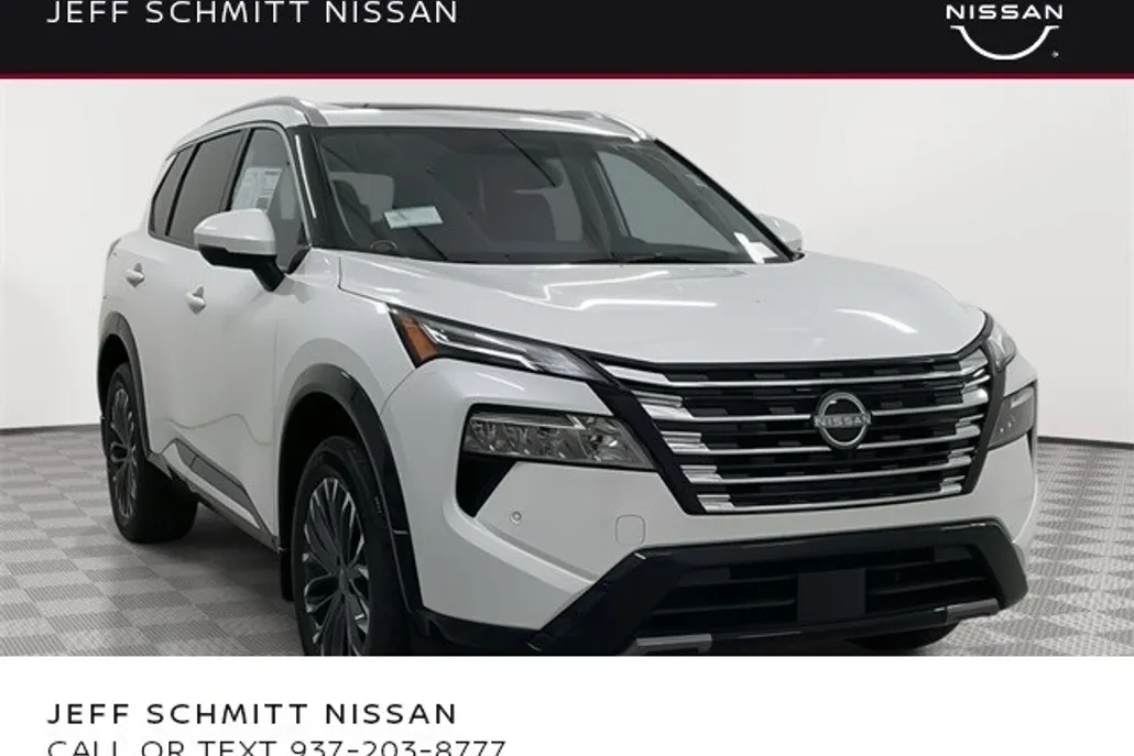 2025 Nissan Rogue Platinum photo 1