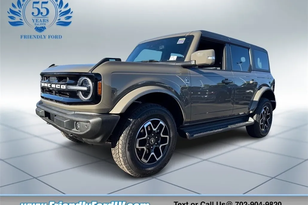 2025 Ford Bronco Outer Banks photo 1