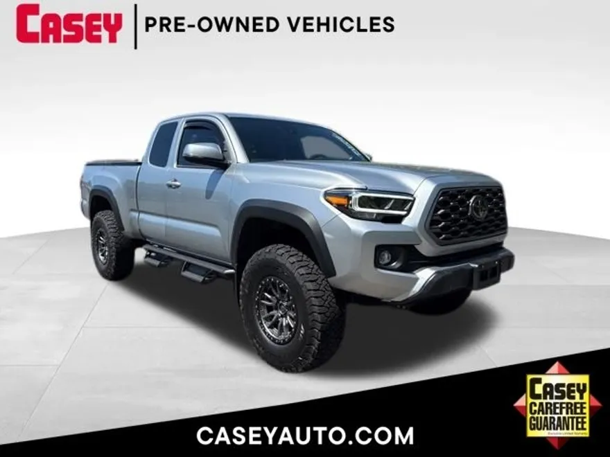 2022 Toyota Tacoma TRD Off-Road photo 1