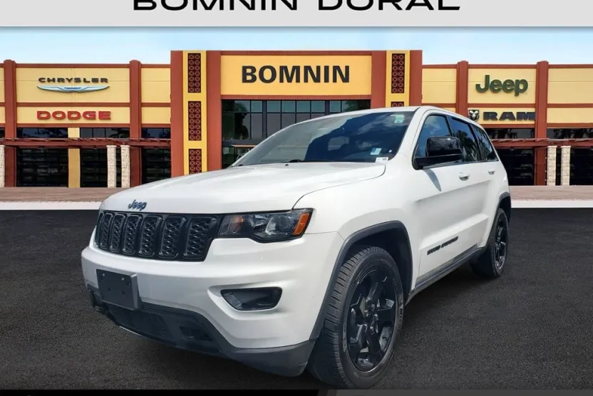 2020 Jeep Grand Cherokee Upland photo 1