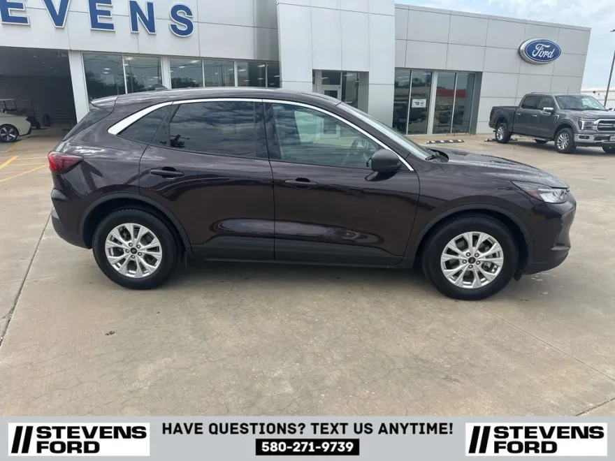 2023 Ford Escape Active photo 1