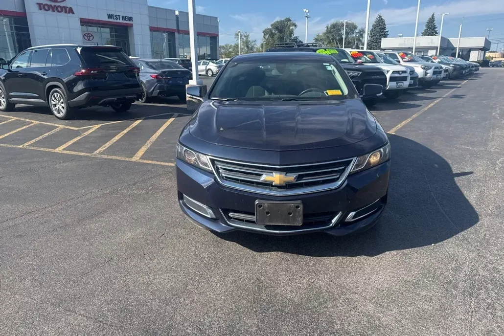 2016 Chevrolet Impala 2LT photo 1