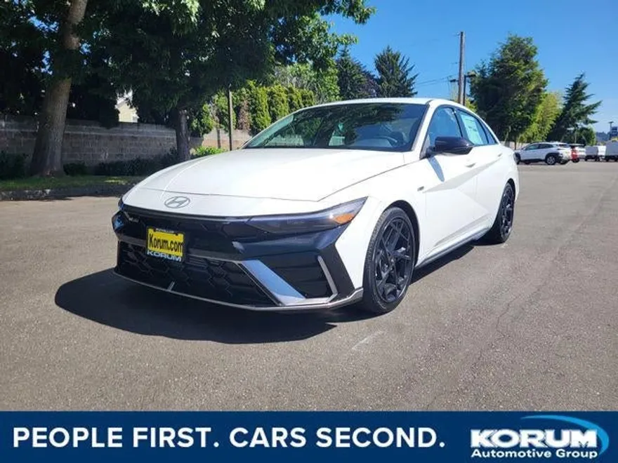 2025 Hyundai Elantra N Line photo 1