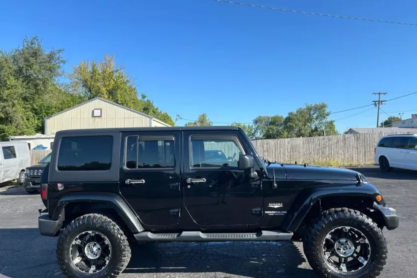 2014 Jeep Wrangler Unlimited Rubicon High Tide photo 1