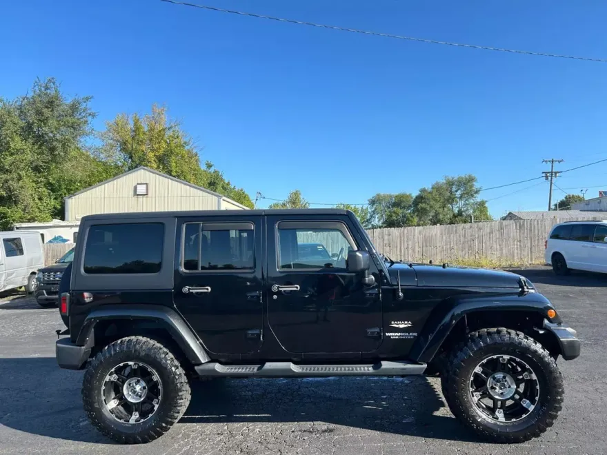 2014 Jeep Wrangler Unlimited Rubicon High Tide photo 1