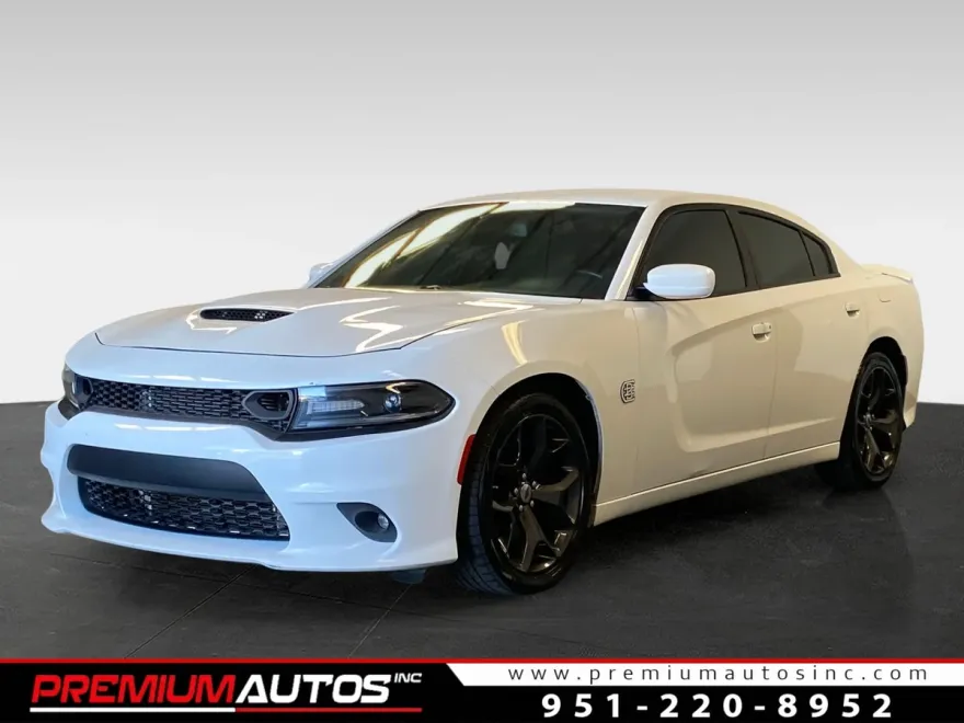 2019 Dodge Charger R/T photo 1