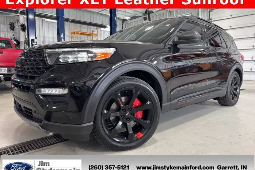 2020 Ford Explorer XLT photo 1