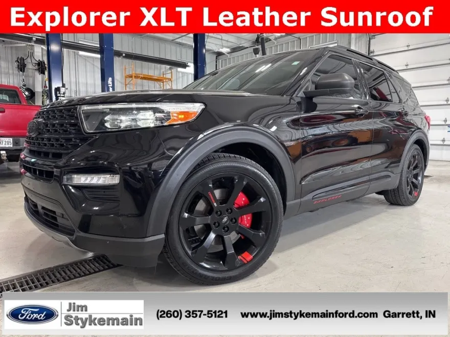 2020 Ford Explorer XLT photo 1