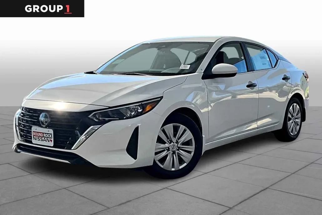 2025 Nissan Sentra S photo 1