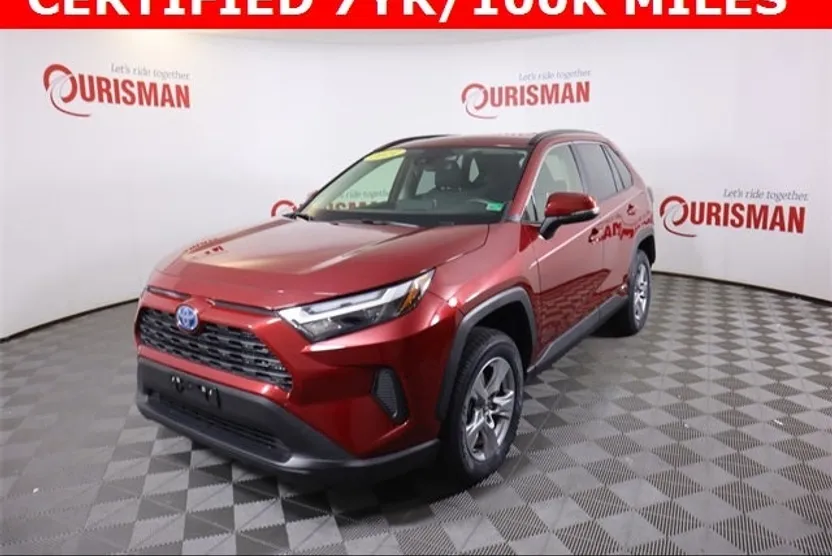 2024 Toyota RAV4 Hybrid XLE photo 1