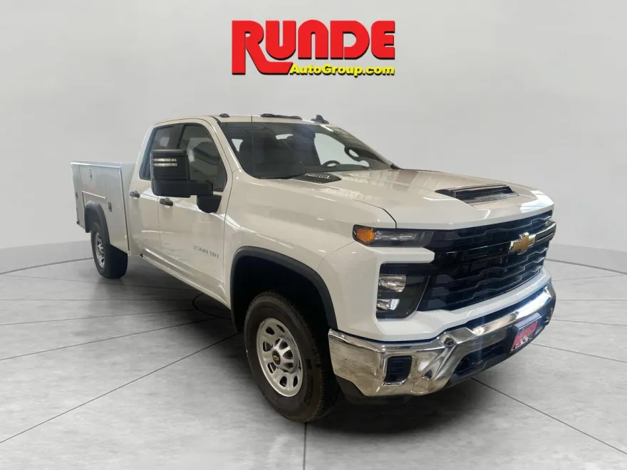 2025 Chevrolet Silverado 3500HD Work Truck photo 1