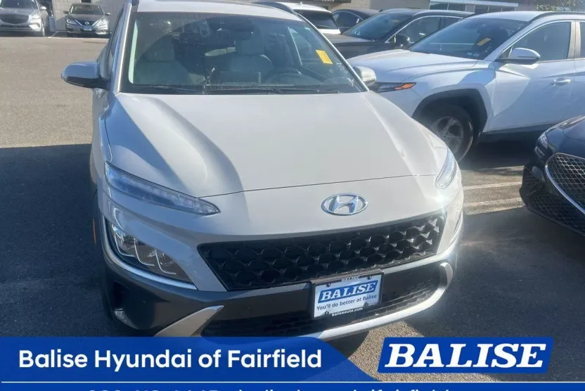 2023 Hyundai Kona Limited photo 1
