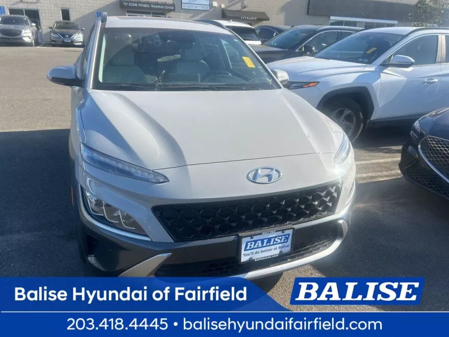 2023 Hyundai Kona Limited photo 1