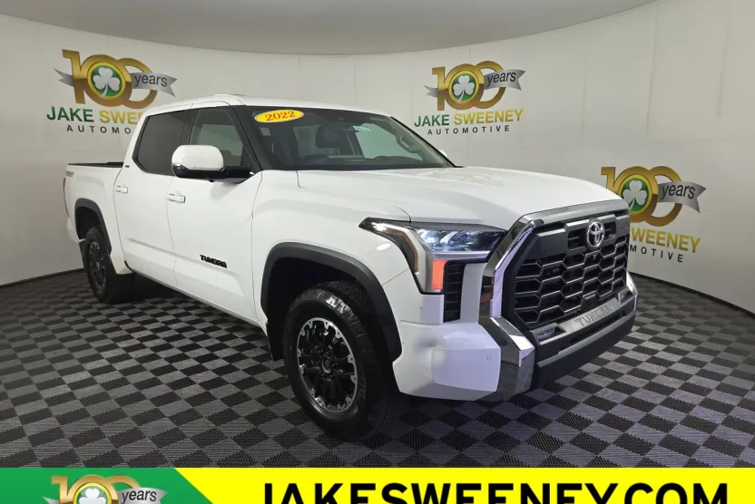 2022 Toyota Tundra SR5 photo 1