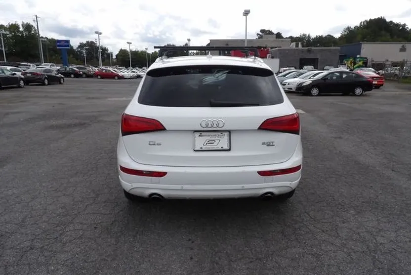 2013 Audi Q5 2.0T Premium Plus photo 1