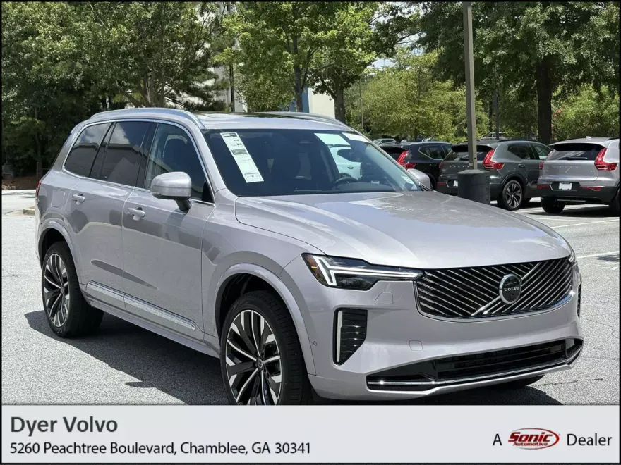 2026 Volvo XC90 B5 Plus photo 1