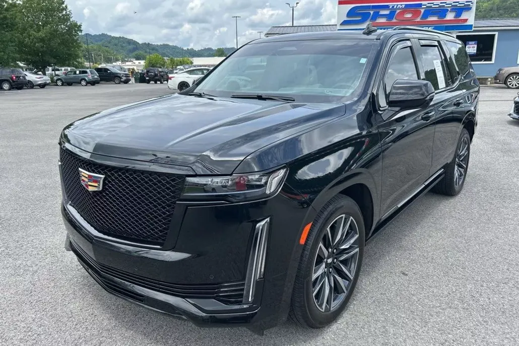 2024 Cadillac Escalade Sport Platinum photo 1