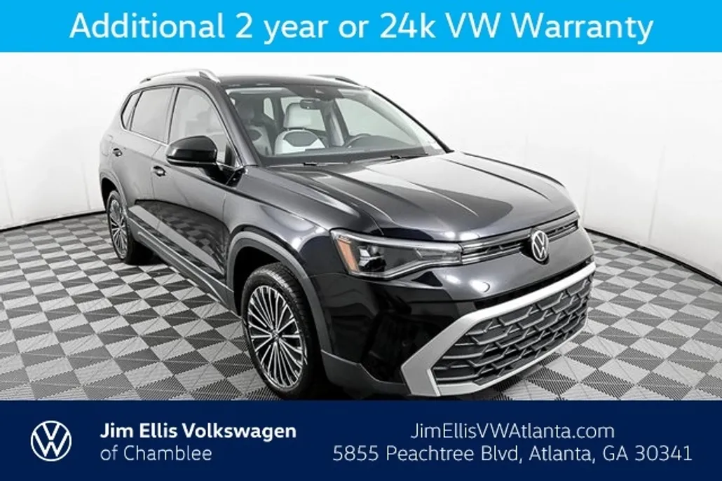 2025 Volkswagen Taos SE photo 1