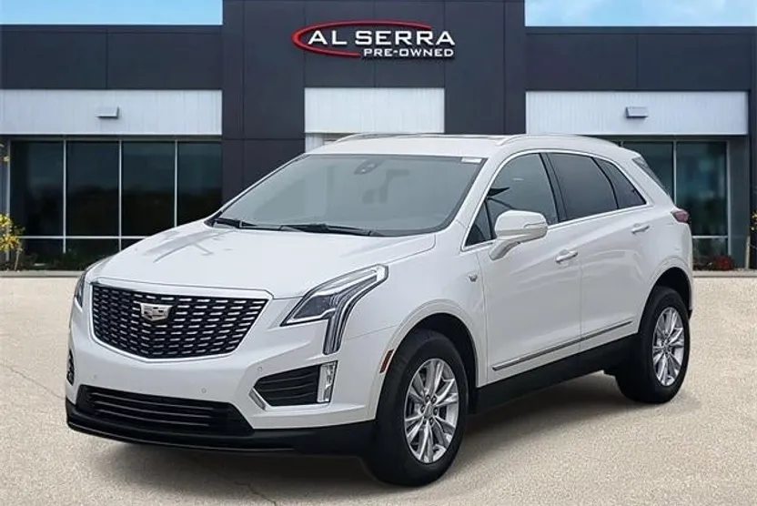 2023 Cadillac XT5 Luxury photo 1