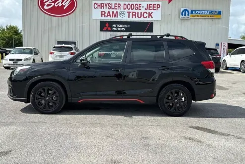 2022 Subaru Forester Sport photo 2