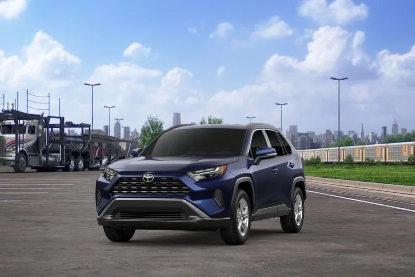 2025 Toyota RAV4 XLE photo 1