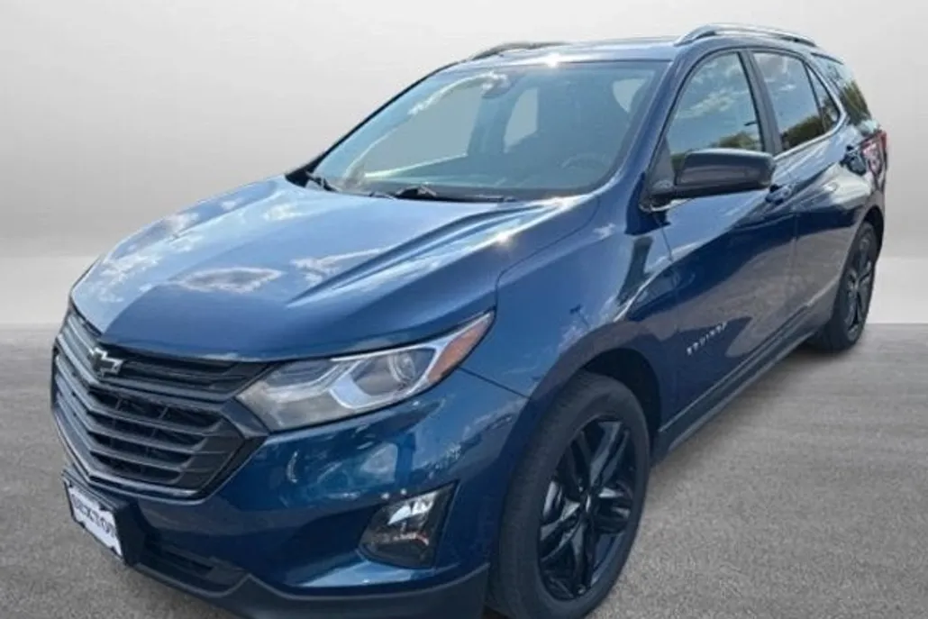 2021 Chevrolet Equinox LT photo 1