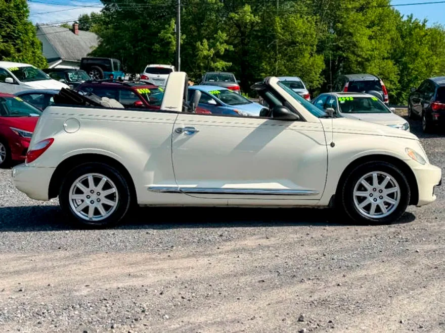 2007 Chrysler PT Cruiser Touring photo 1