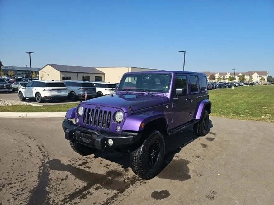 2017 Jeep Wrangler Unlimited Sahara photo 1