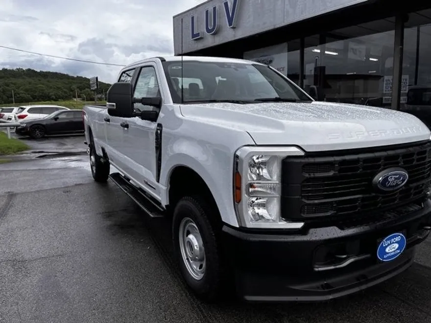 2025 Ford F-250 XL photo 1
