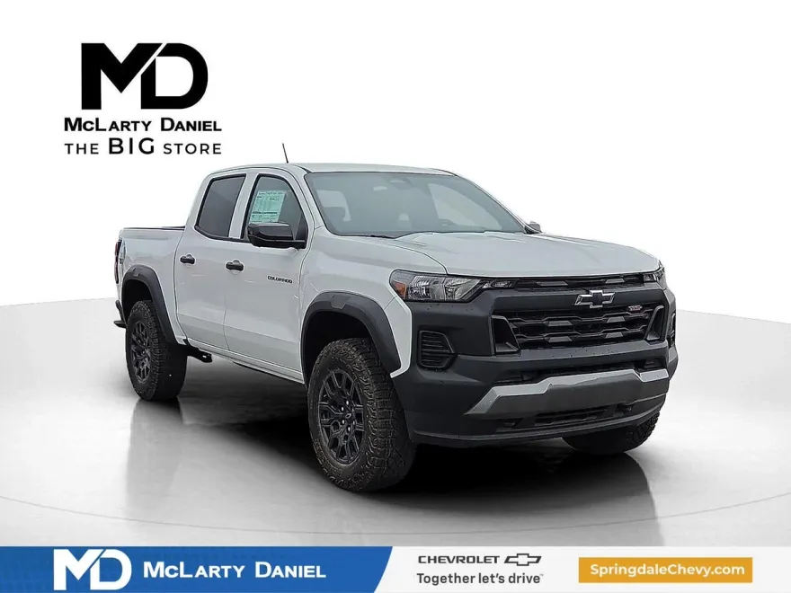 2026 Chevrolet Colorado Trail Boss photo 1