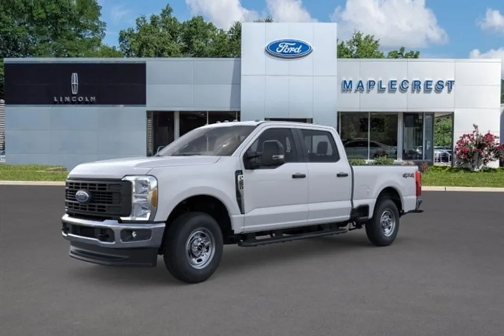 2025 Ford F-250 photo 1
