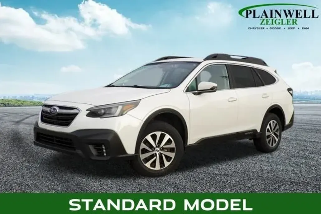 2022 Subaru Outback Premium photo 1