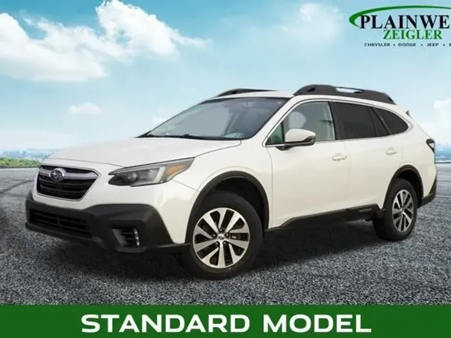 2022 Subaru Outback Premium photo 1