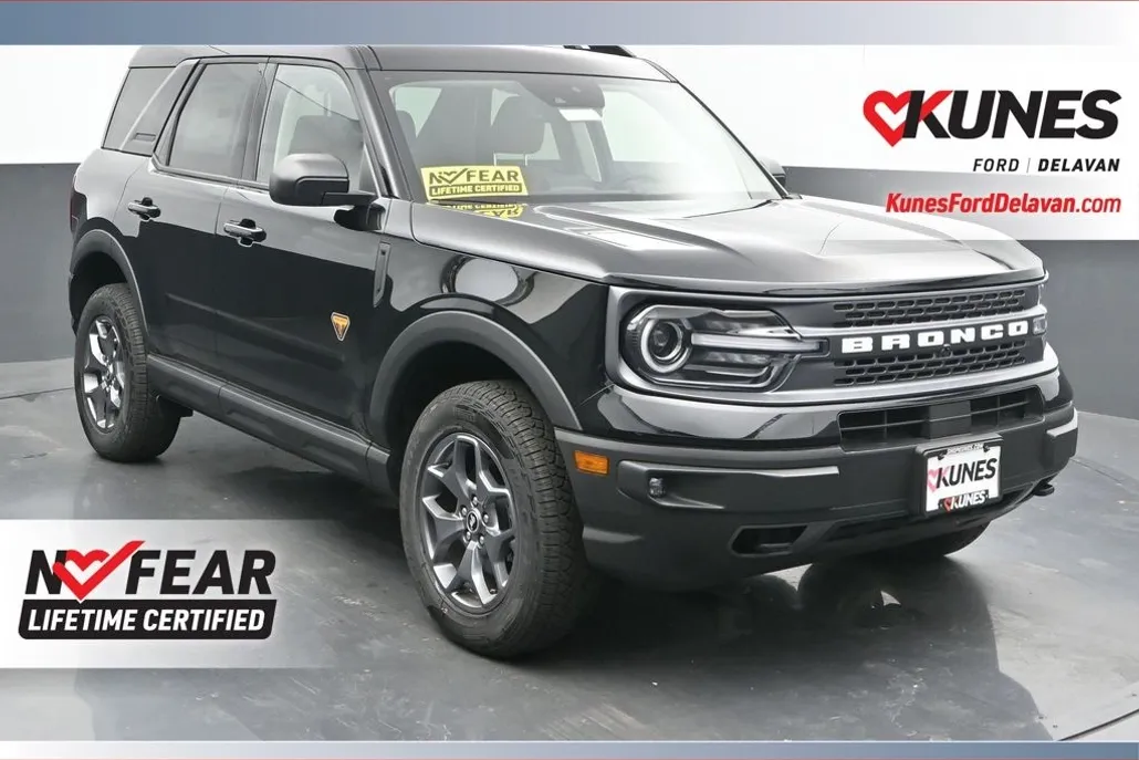 2024 Ford Bronco Sport Badlands photo 1