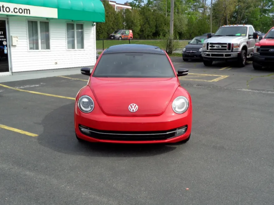 2012 Volkswagen Beetle Turbo photo 11