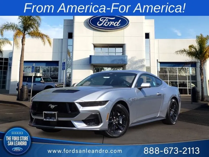 2025 Ford Mustang GT photo 1