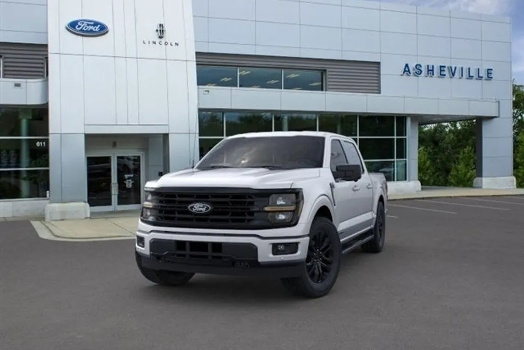 2024 Ford F-150 XLT photo 1