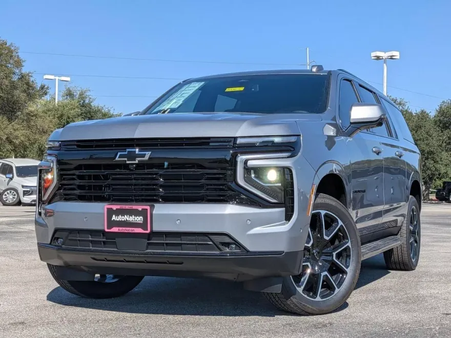 2026 Chevrolet Suburban RST photo 1